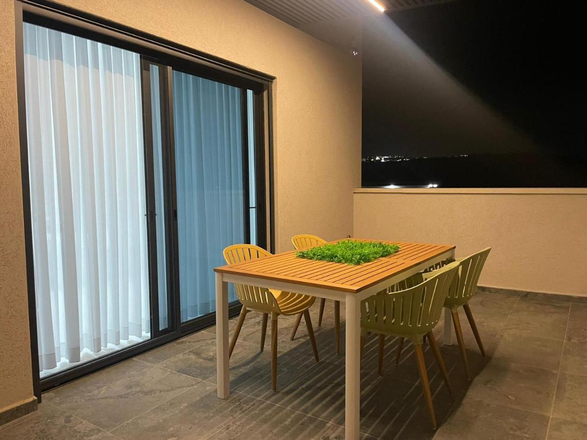 סוויטות נוף שקיעה Hotel Peqi'in Hadasha Exterior photo